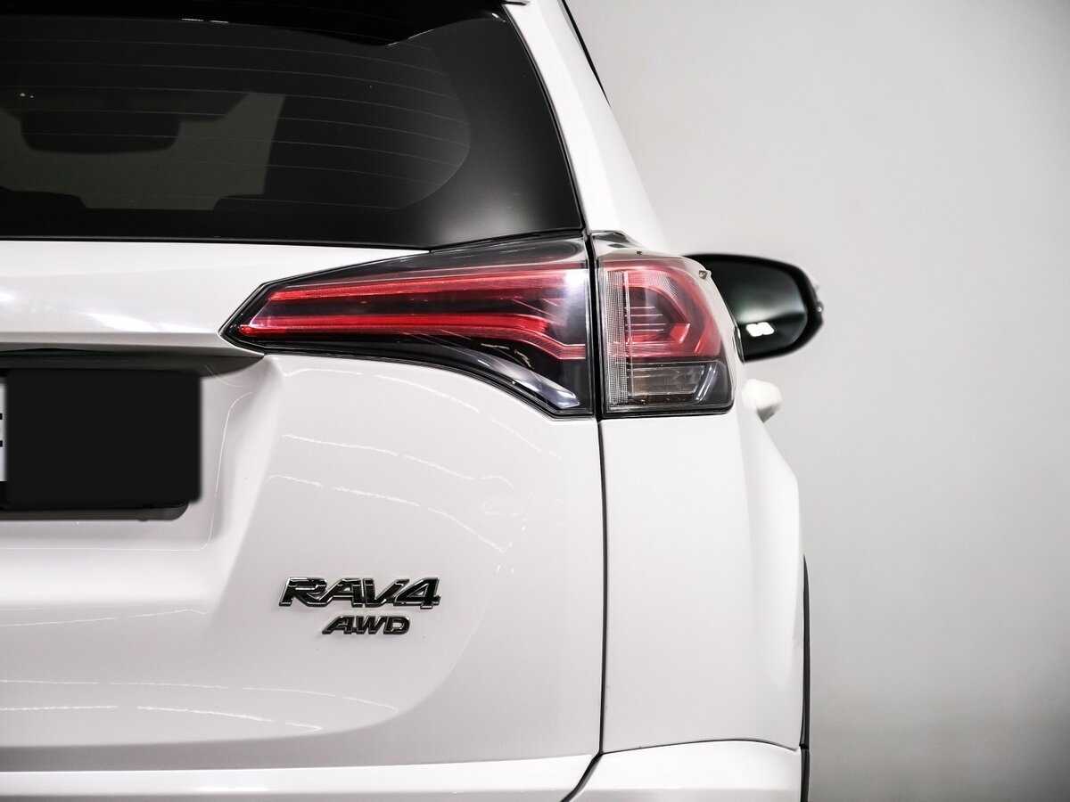 Купить Toyota RAV4 с пробегом. Фото: #14