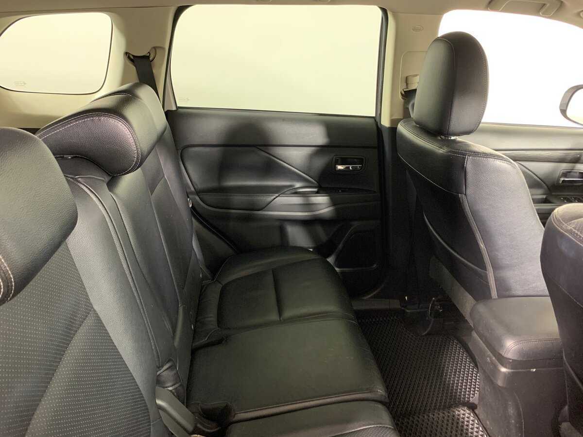 Продажа Б/У Митсубиши Оутлэндер. Фото: #17