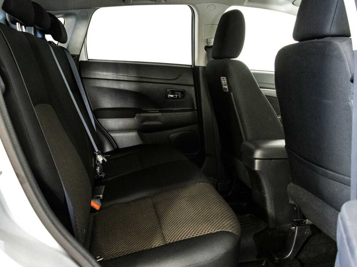 Продажа Б/У Митсубиши АС-Икс. Фото: #11