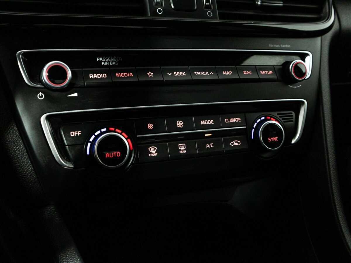 Купить Kia Optima с пробегом. Фото: #17
