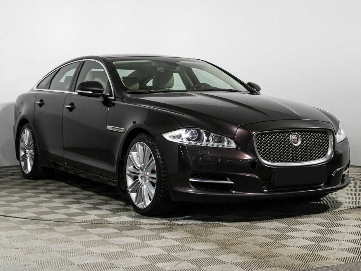 Купить Jaguar XJ с пробегом. Фото: #2