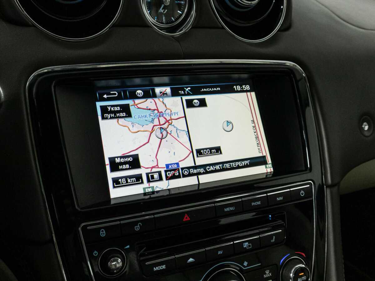 Купить Jaguar XJ с пробегом. Фото: #19