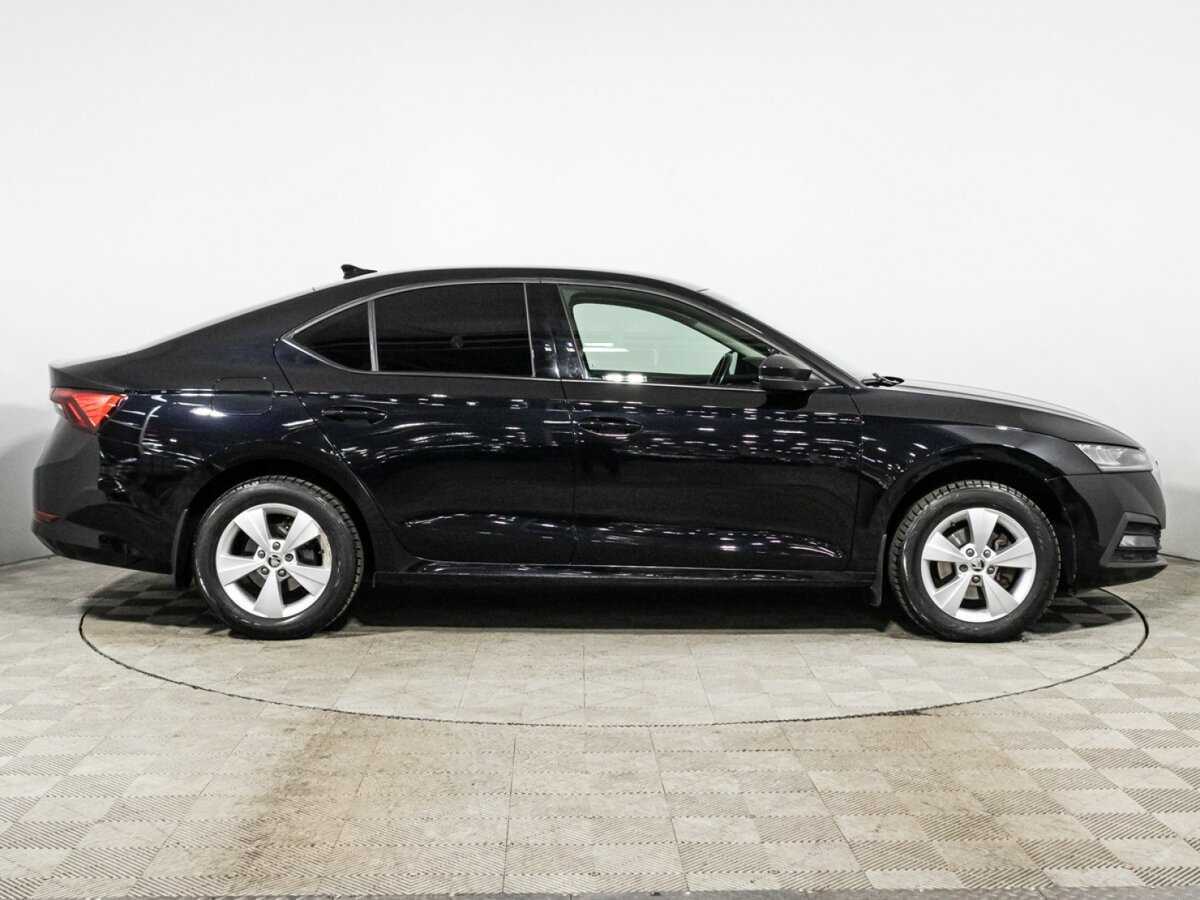 Купить Skoda Octavia с пробегом. Фото: #3