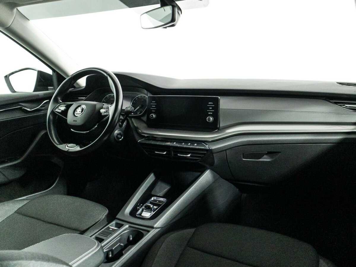 Купить Skoda Octavia с пробегом. Фото: #8