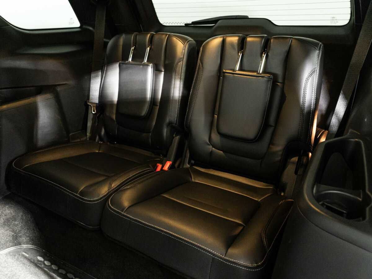 Купить Ford Explorer с пробегом. Фото: #16