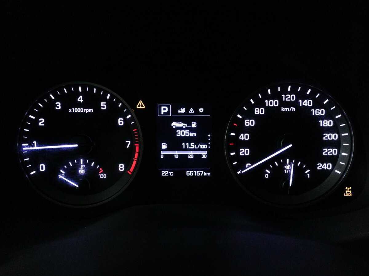 Купить Hyundai Tucson с пробегом. Фото: #11