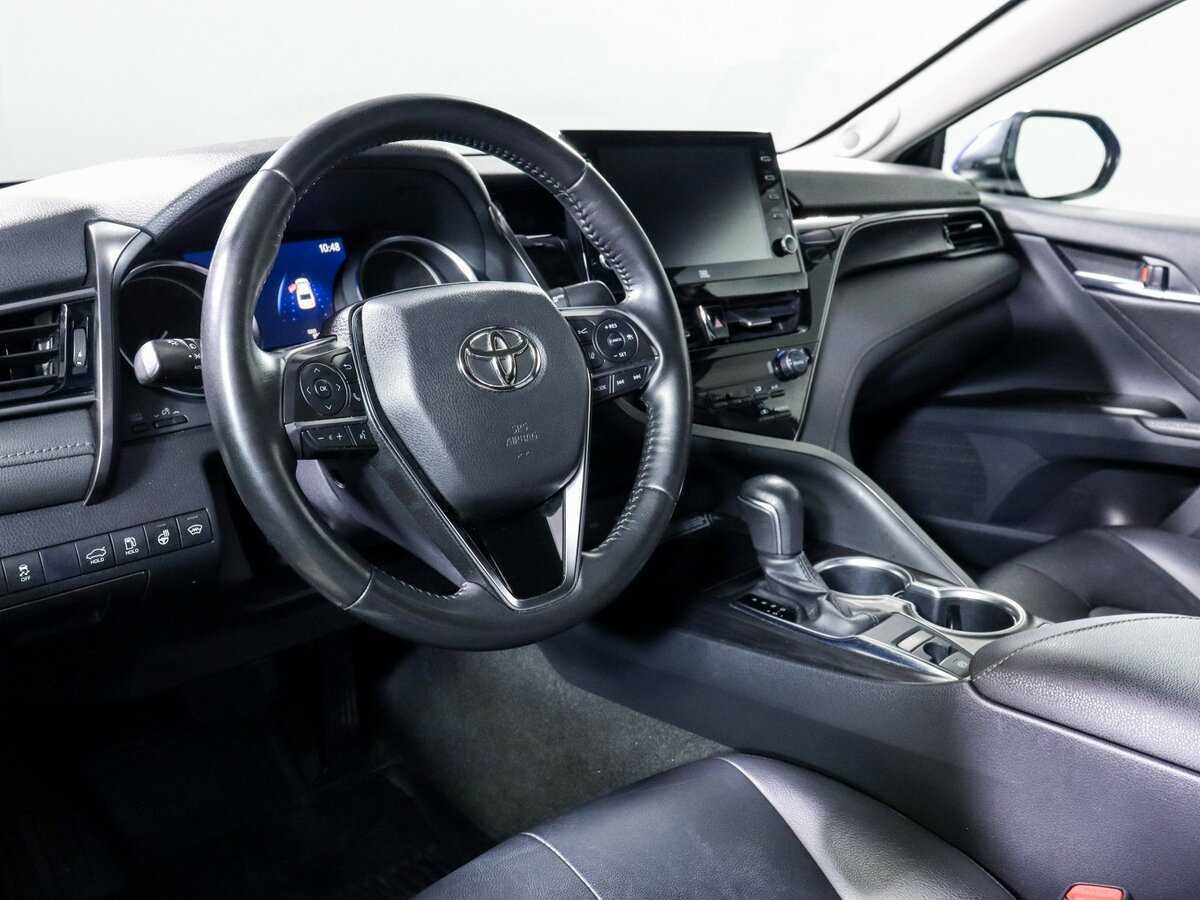 Купить Toyota Camry с пробегом. Фото: #10