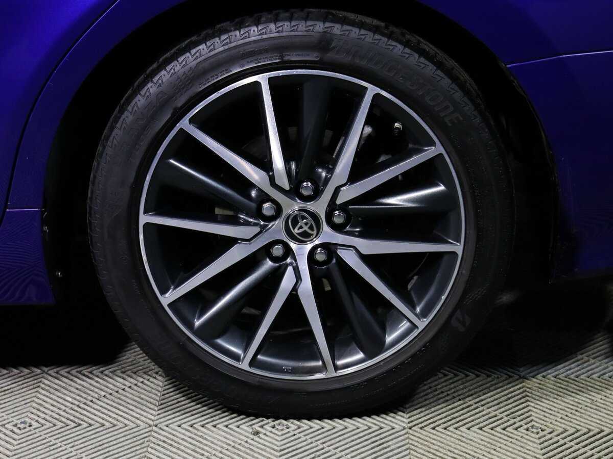 Купить Toyota Camry с пробегом. Фото: #11