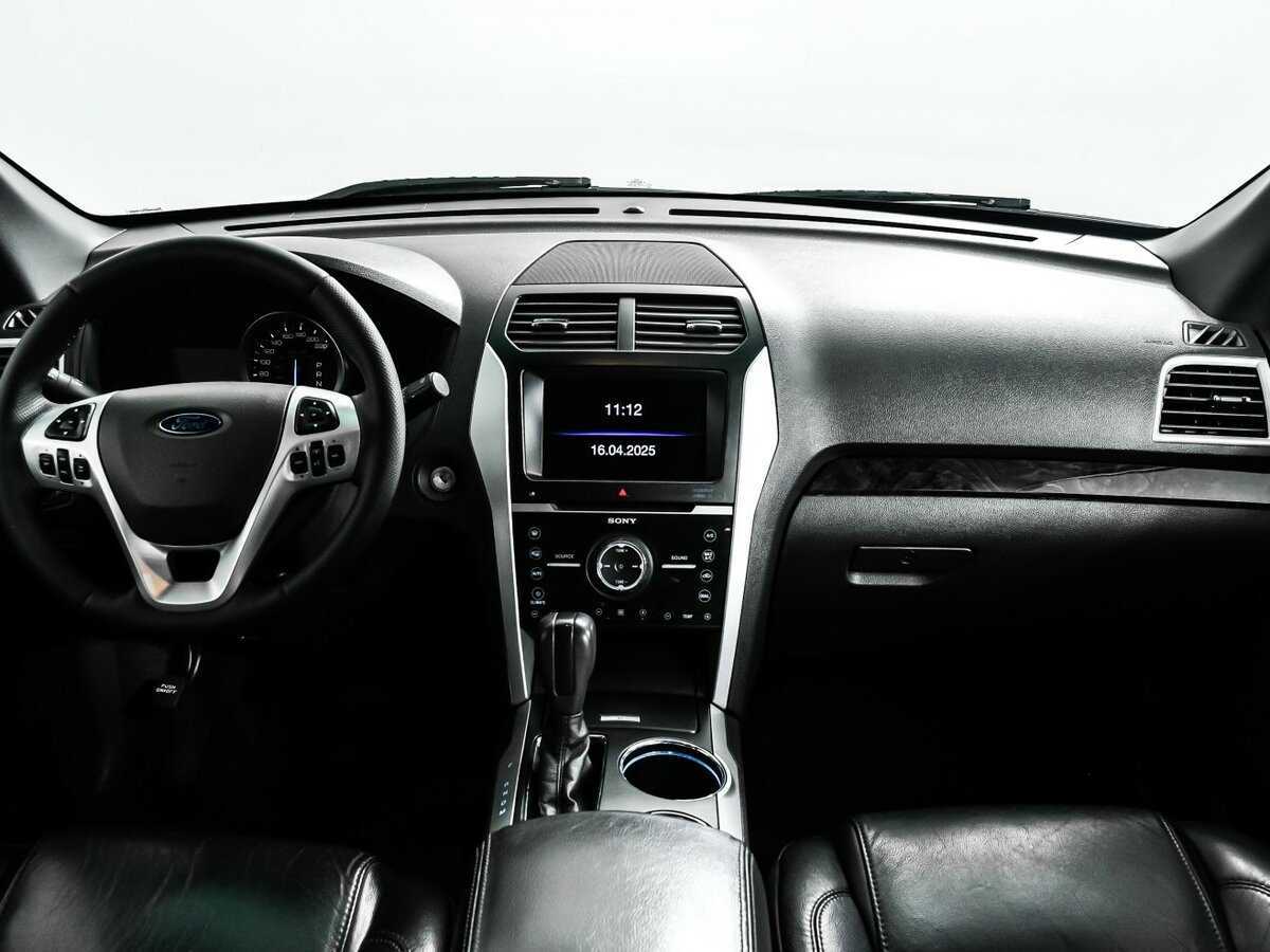 Купить Ford Explorer с пробегом. Фото: #10