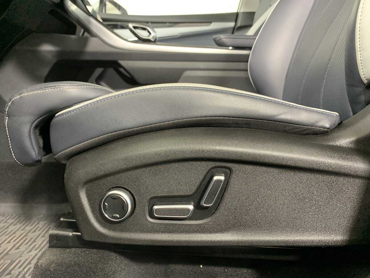 Купить Geely Atlas с пробегом. Фото: #16