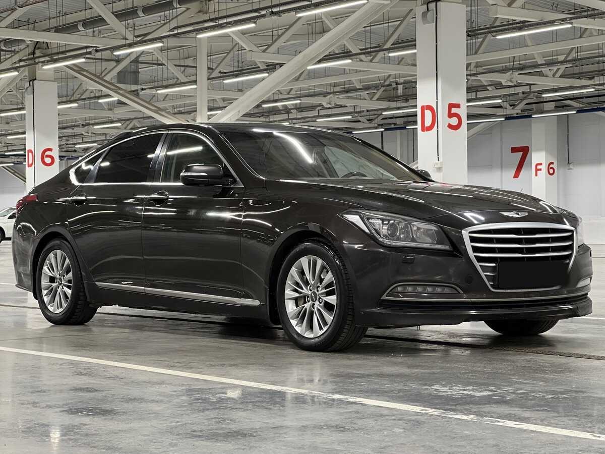 Купить Hyundai Genesis с пробегом. Фото: #2