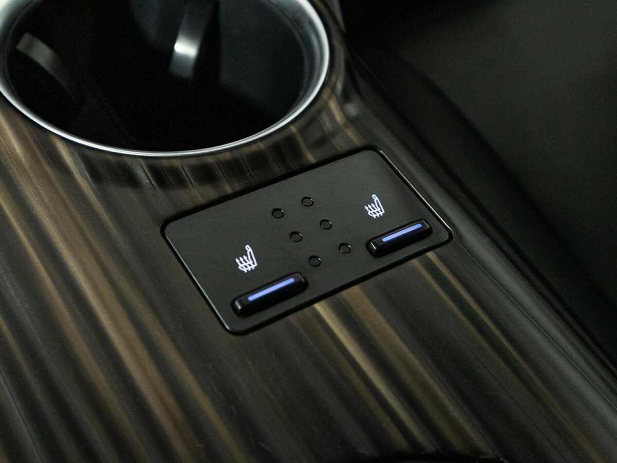 Купить Toyota Camry с пробегом. Фото: #19