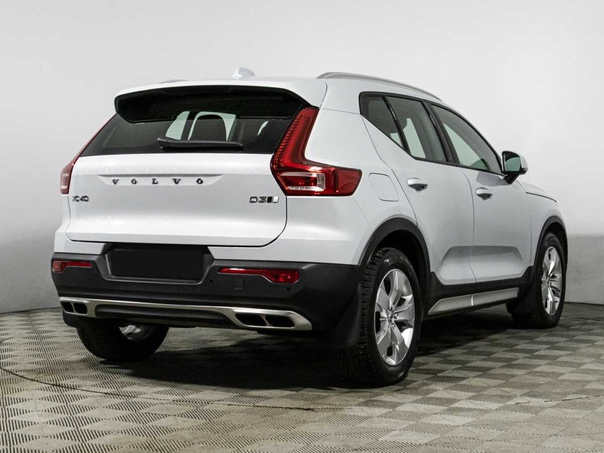 Купить Volvo XC40 с пробегом. Фото: #4