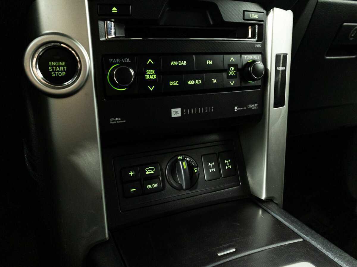 Купить Toyota Land Cruiser Prado с пробегом. Фото: #17