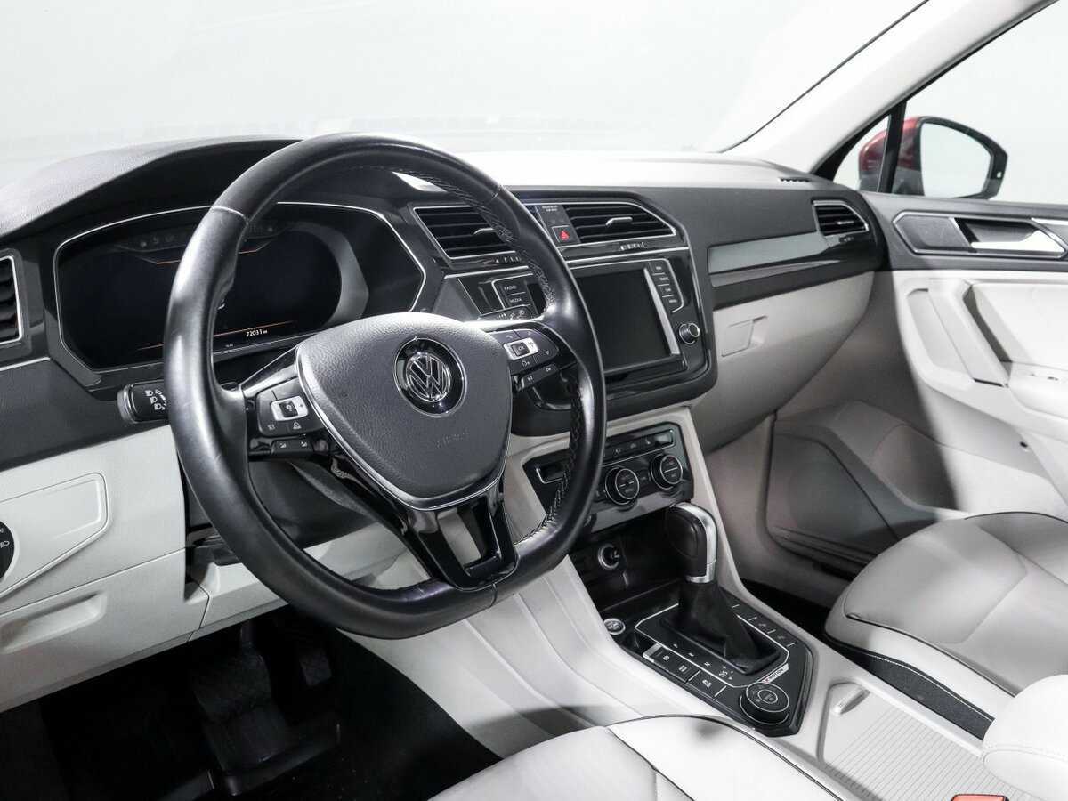 Купить Volkswagen Tiguan с пробегом. Фото: #10