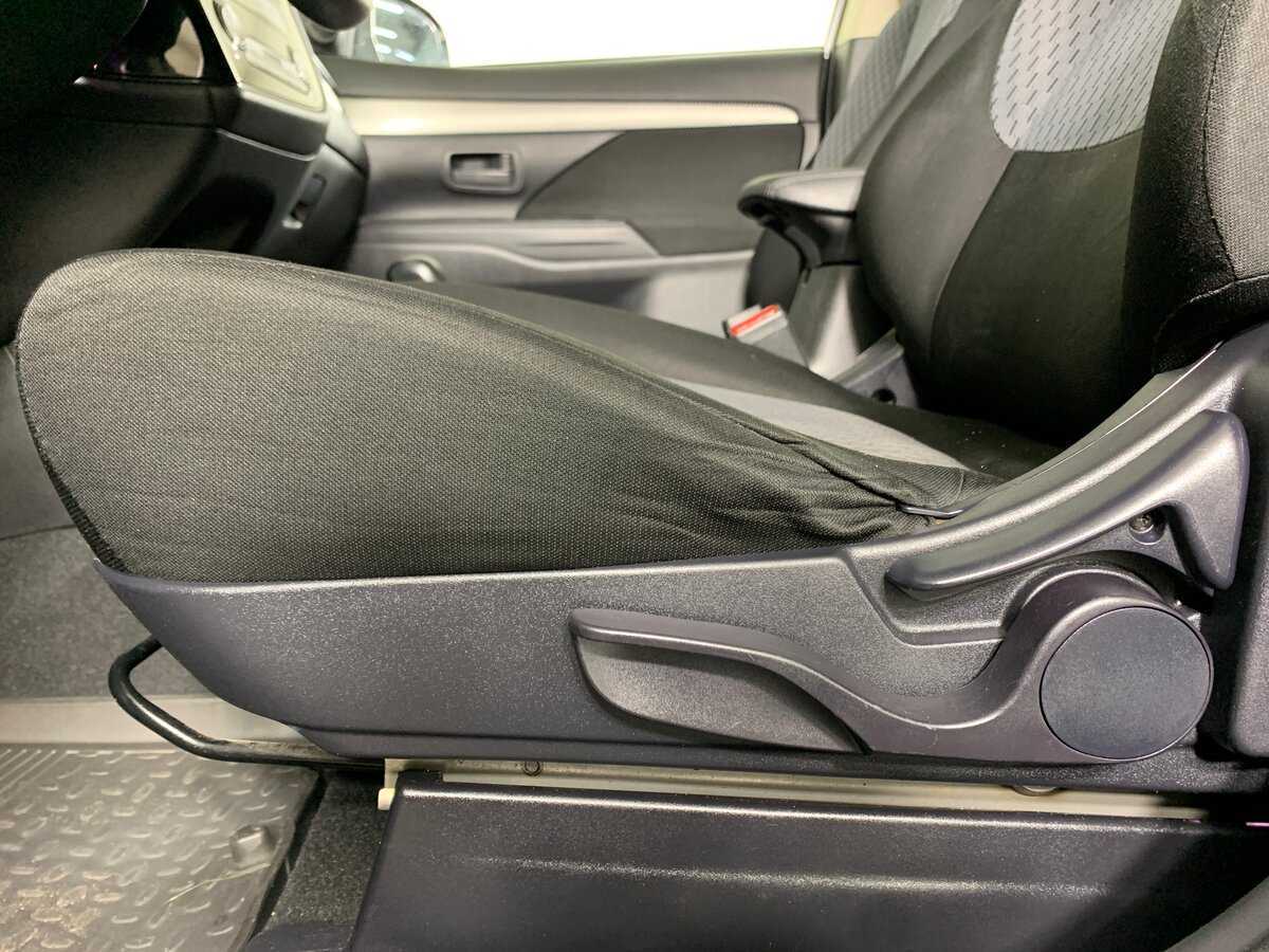 Продажа Б/У Митсубиши Оутлэндер. Фото: #16