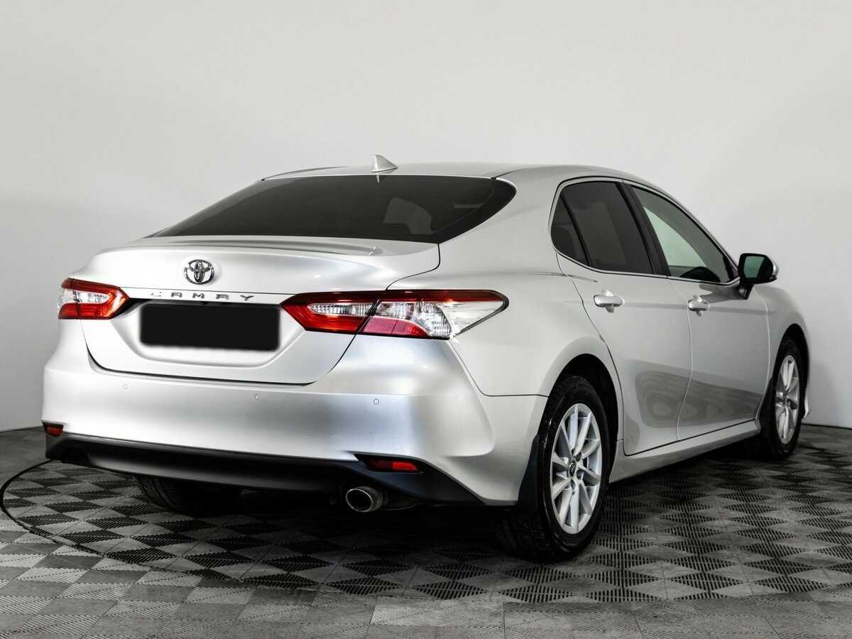 Купить Toyota Camry с пробегом. Фото: #3