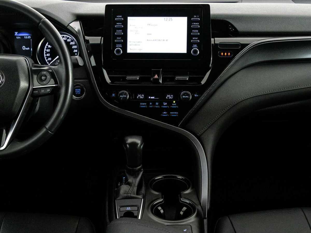 Купить Toyota Camry с пробегом. Фото: #12