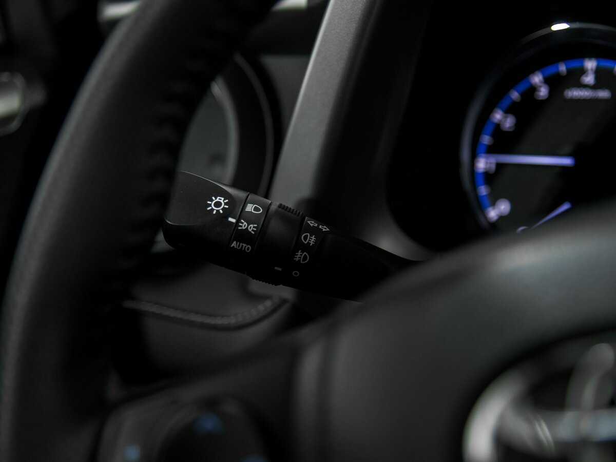 Купить Toyota RAV4 с пробегом. Фото: #7