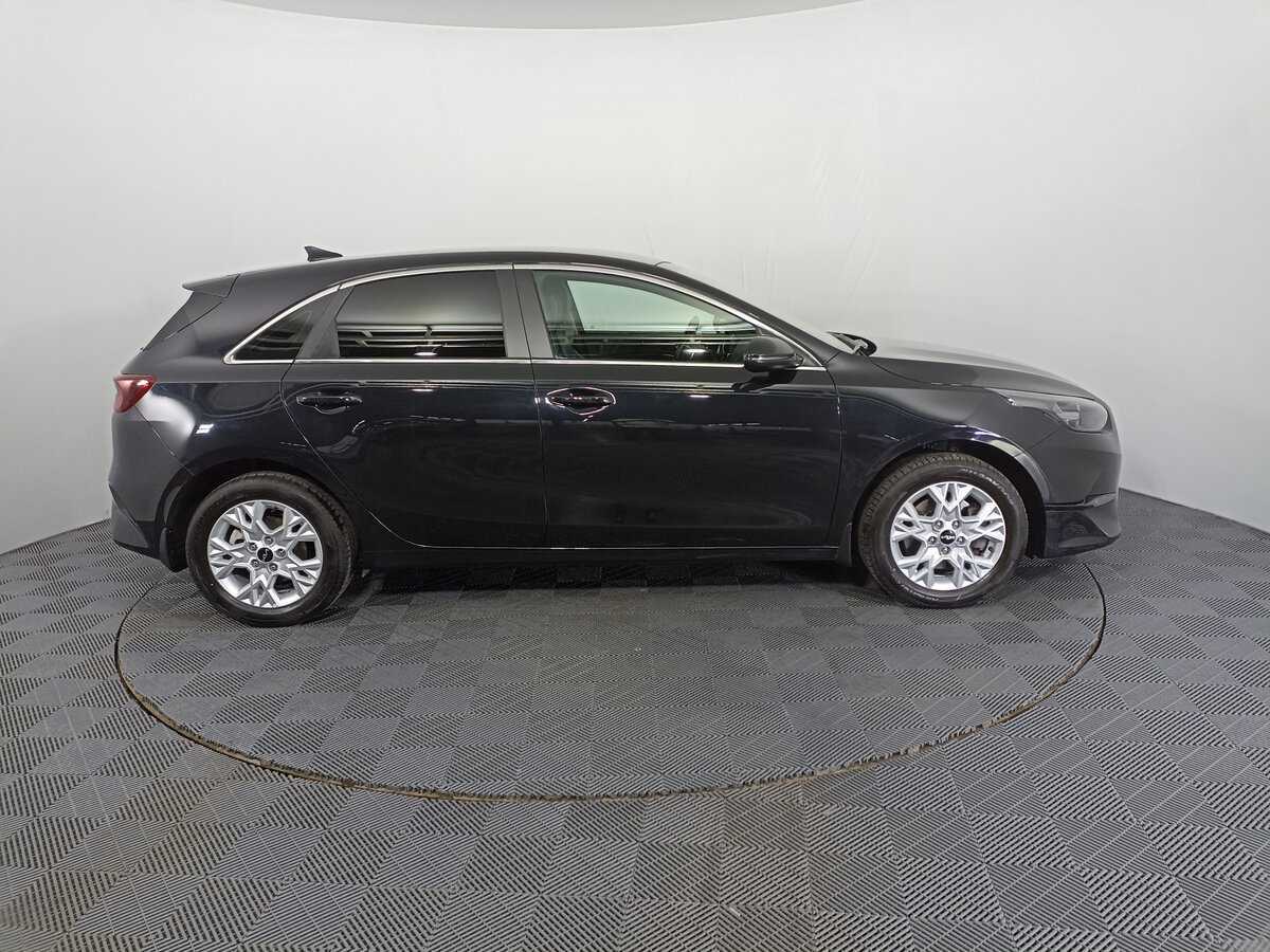 Купить Kia Ceed с пробегом. Фото: #3