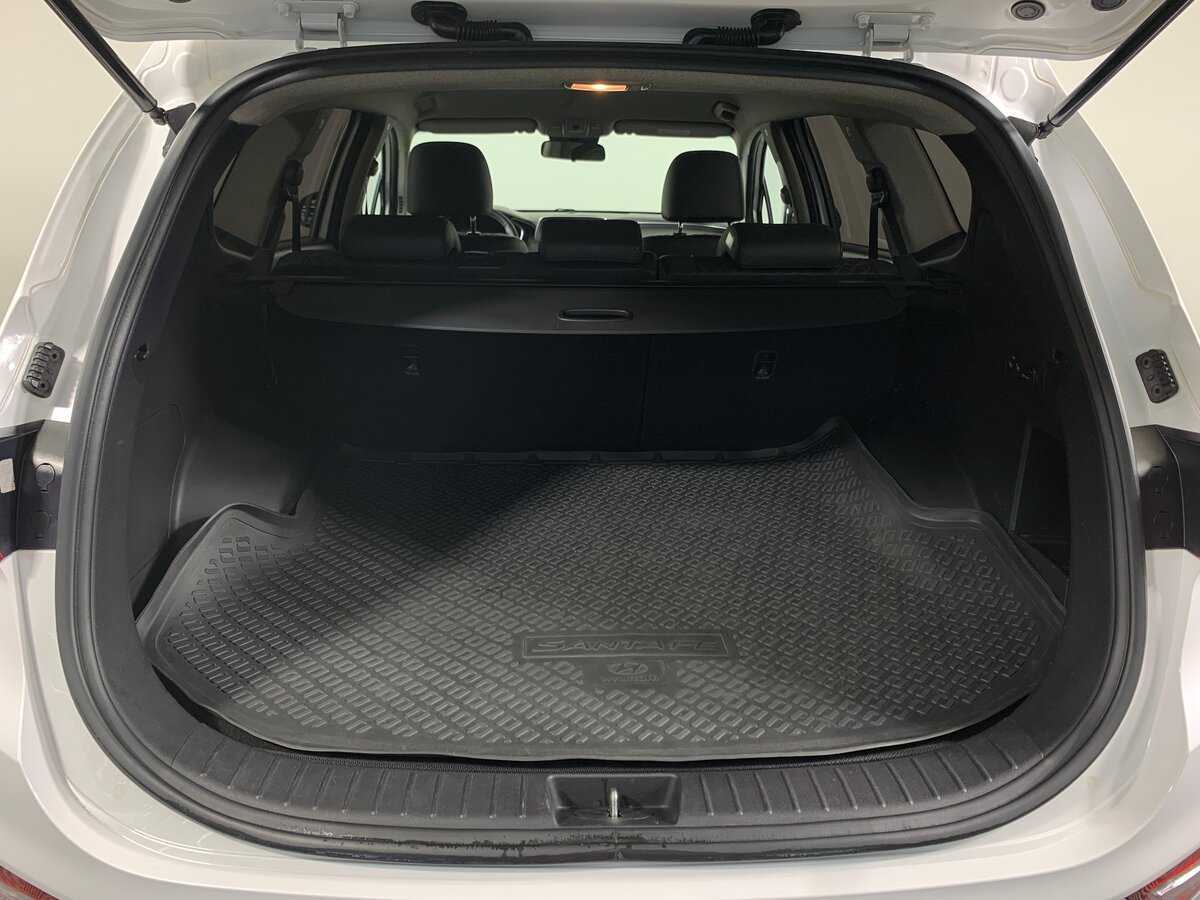 Купить Hyundai Santa Fe с пробегом. Фото: #17