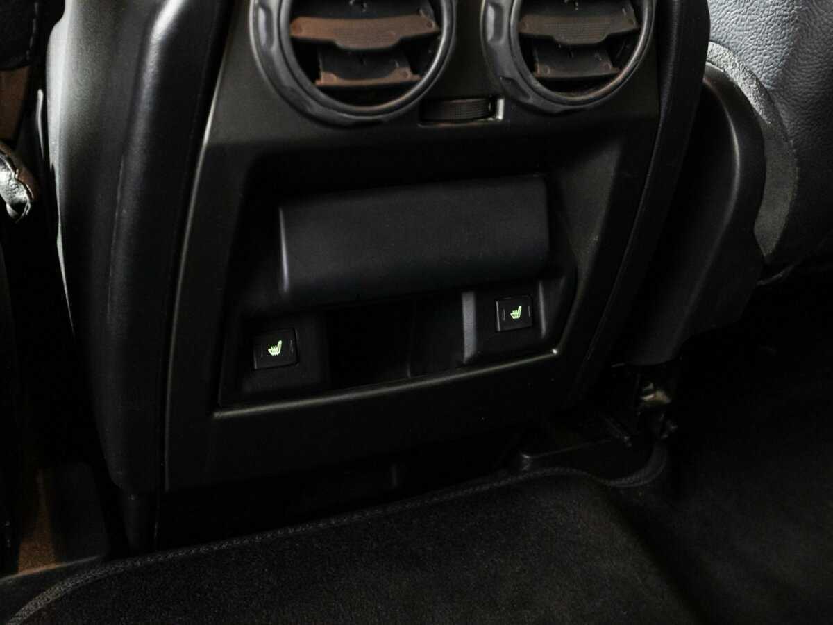 Купить Land Rover Discovery с пробегом. Фото: #22