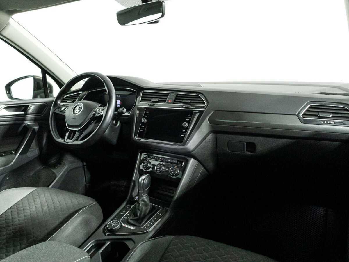 Купить Volkswagen Tiguan с пробегом. Фото: #8