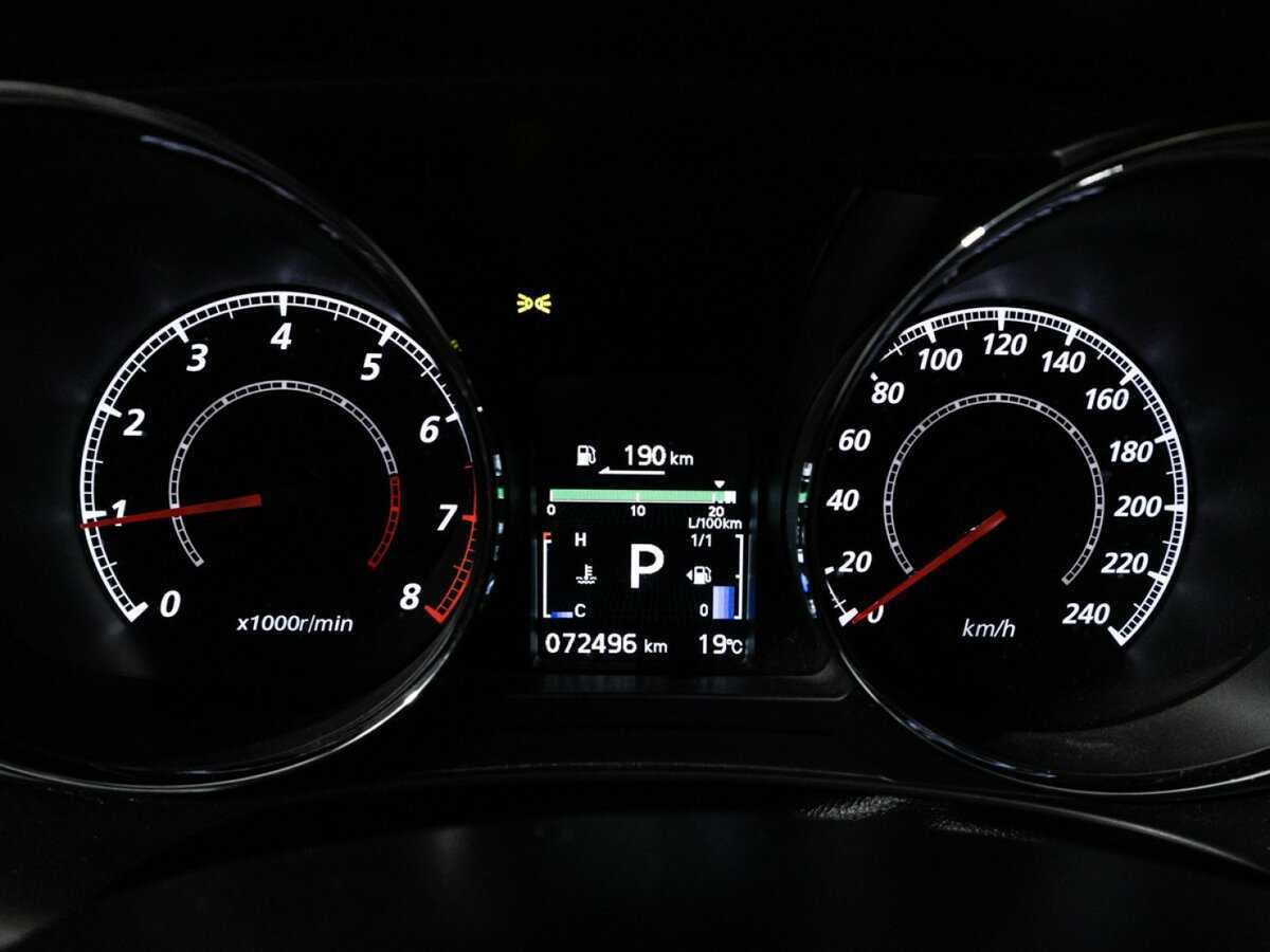 Купить Mitsubishi ASX с пробегом. Фото: #11