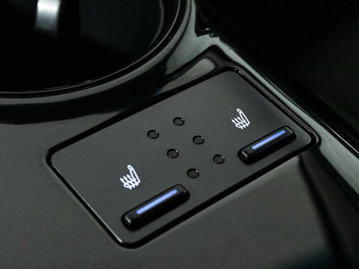 Купить Toyota Camry с пробегом. Фото: #17