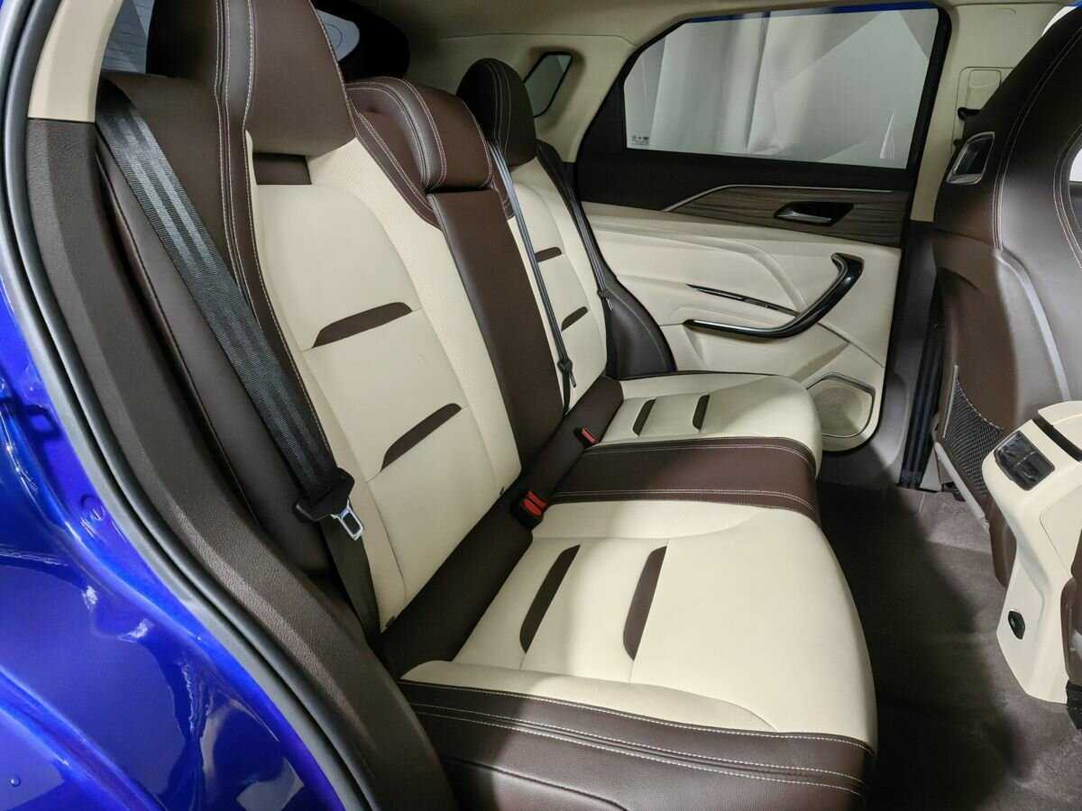 Купить FAW Bestune T77 с пробегом. Фото: #11