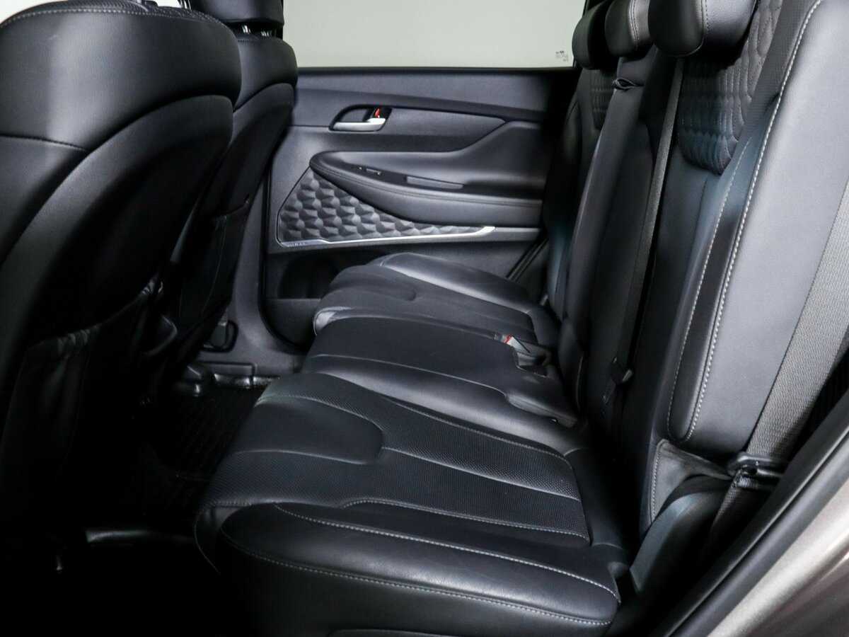 Купить Hyundai Santa Fe с пробегом. Фото: #9