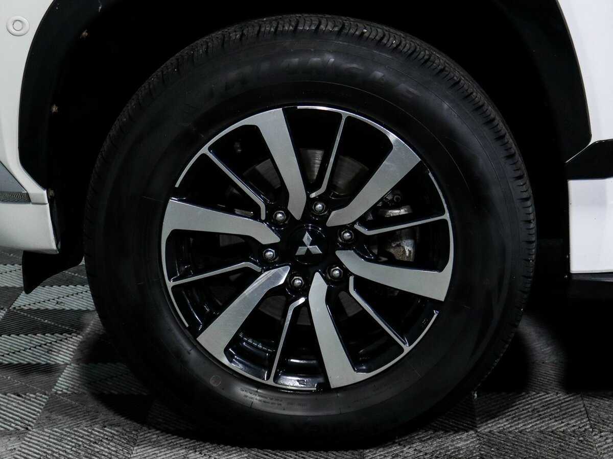 Купить Mitsubishi Pajero Sport с пробегом. Фото: #14