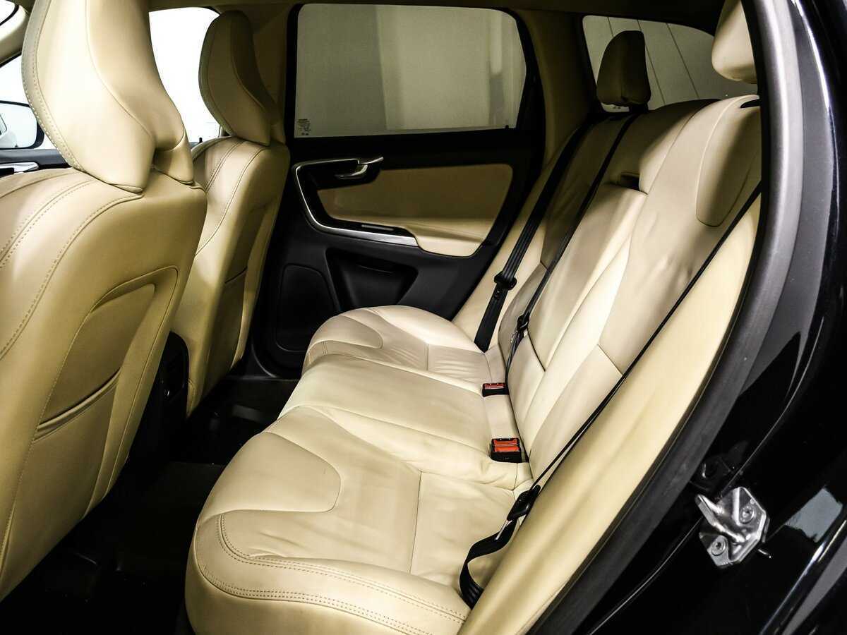 Купить Volvo XC60 с пробегом. Фото: #13