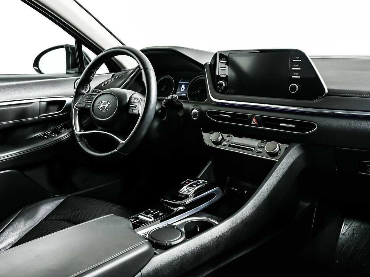 Купить Hyundai Sonata с пробегом. Фото: #8