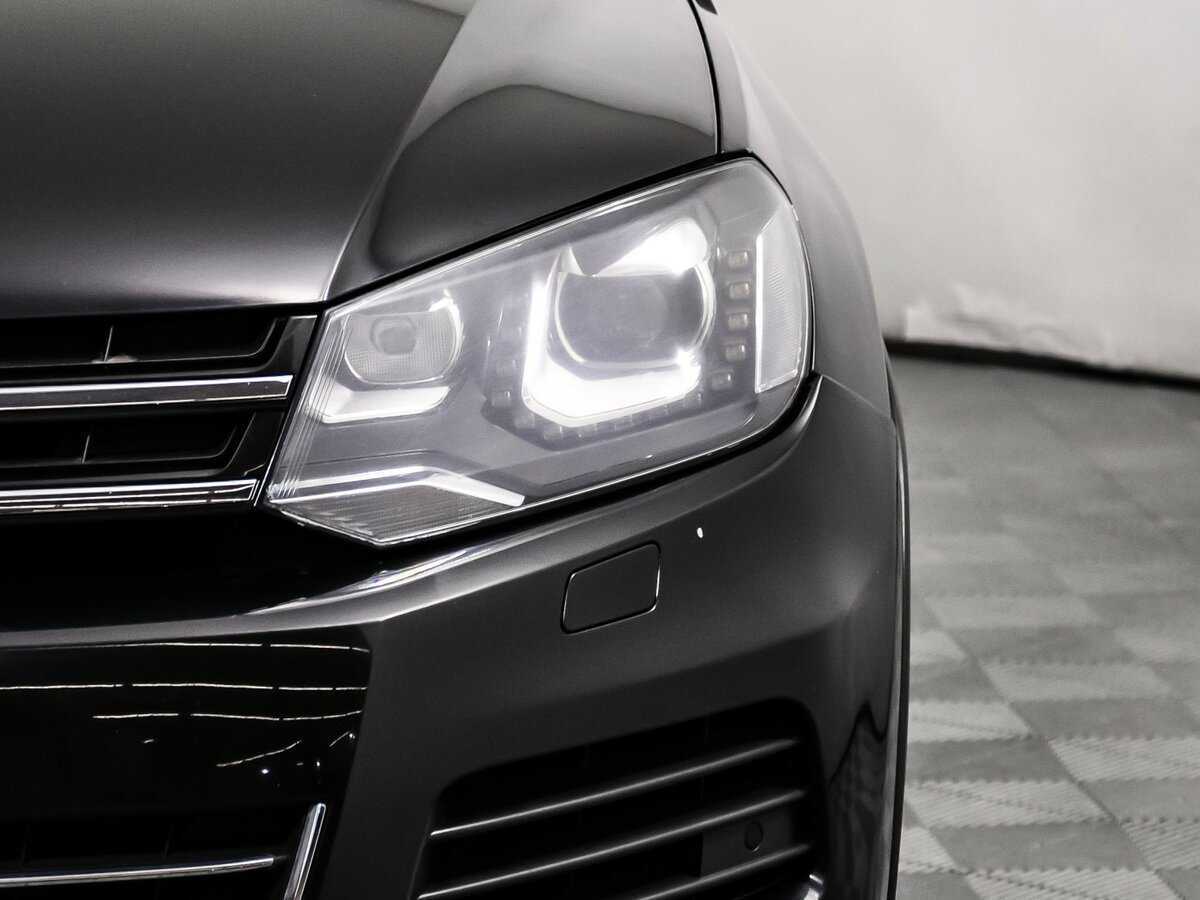 Купить Volkswagen Touareg с пробегом. Фото: #14