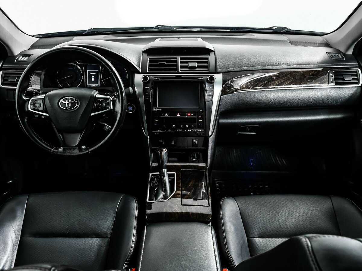 Купить Toyota Camry с пробегом. Фото: #10