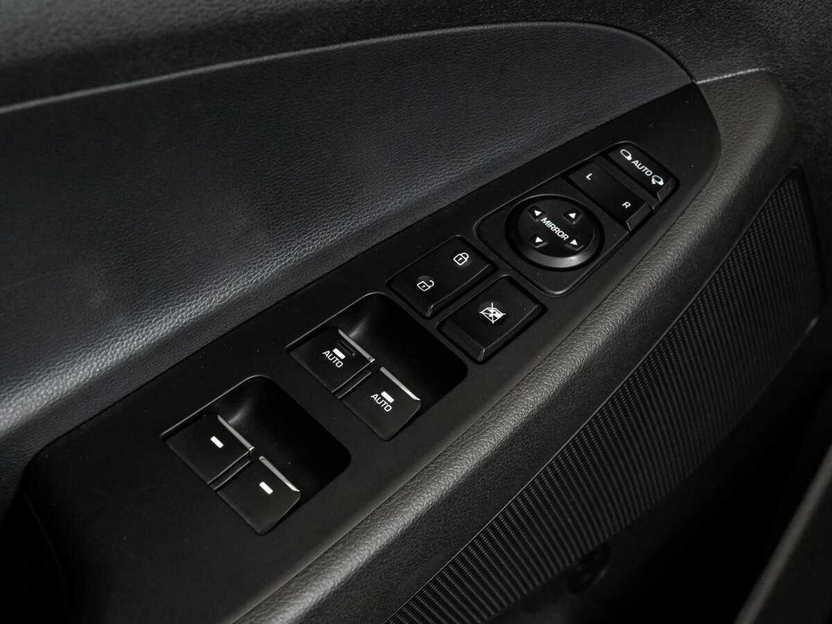 Купить Hyundai Tucson с пробегом. Фото: #18