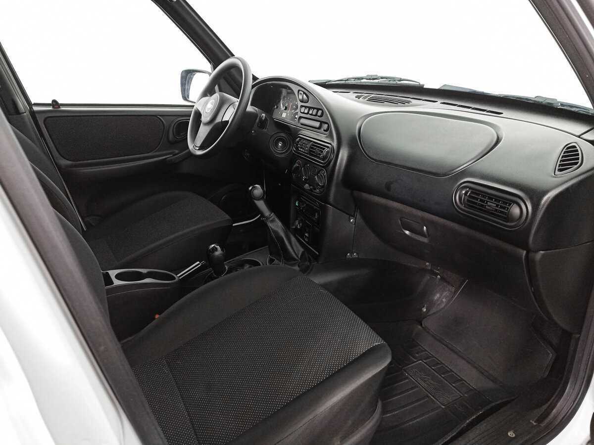 Купить Chevrolet Niva с пробегом. Фото: #8