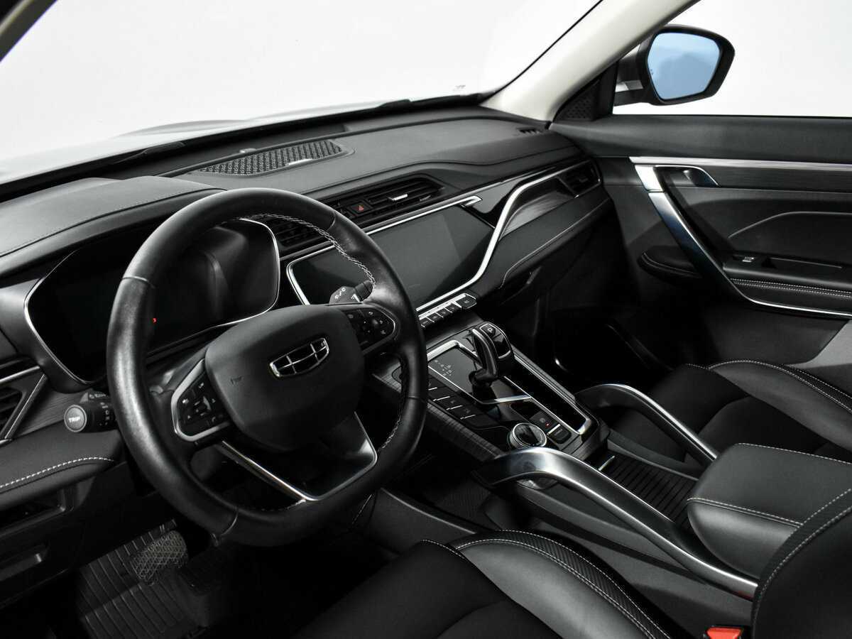 Купить Geely Atlas Pro с пробегом. Фото: #8