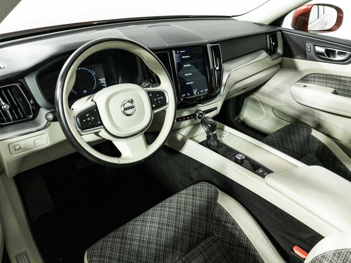 Купить Volvo XC60 с пробегом. Фото: #10