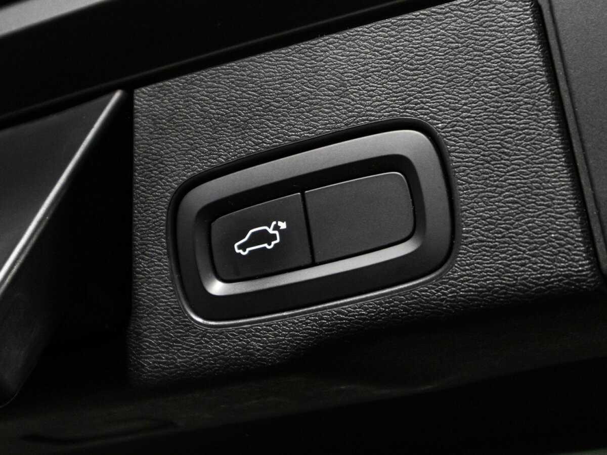 Купить Volvo XC60 с пробегом. Фото: #15