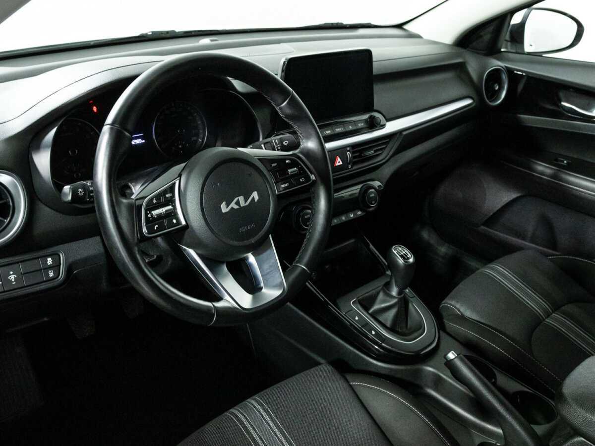 Купить Kia Cerato с пробегом. Фото: #10