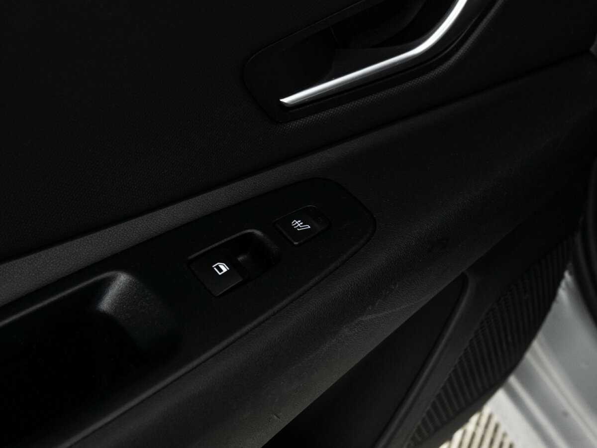 Купить Hyundai Elantra с пробегом. Фото: #18