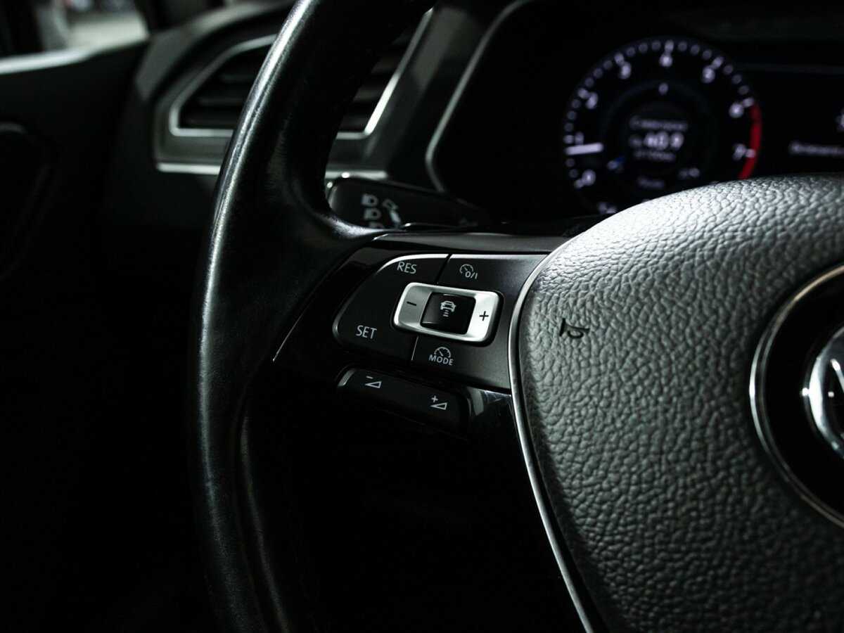 Купить Volkswagen Tiguan с пробегом. Фото: #18