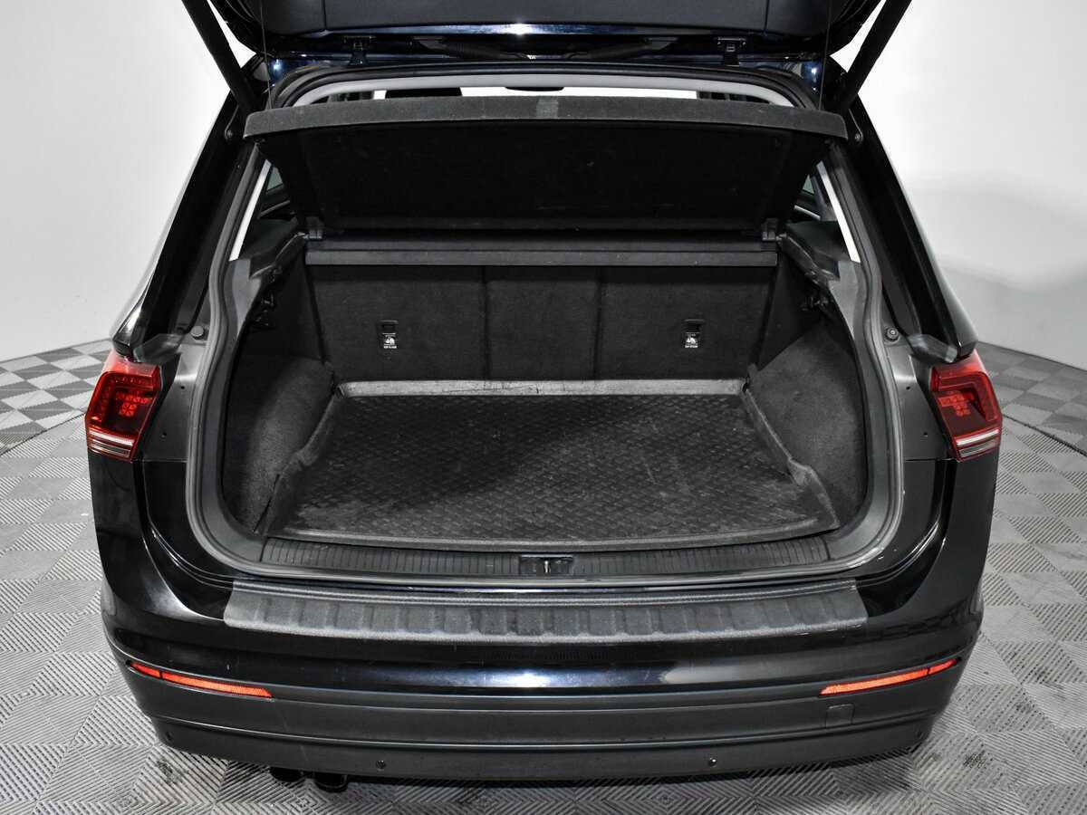 Купить Volkswagen Tiguan с пробегом. Фото: #22