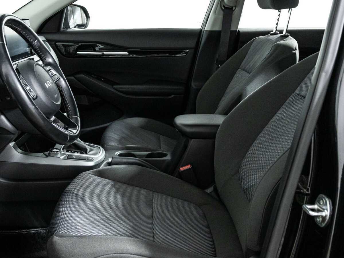 Купить Kia Seltos с пробегом. Фото: #16