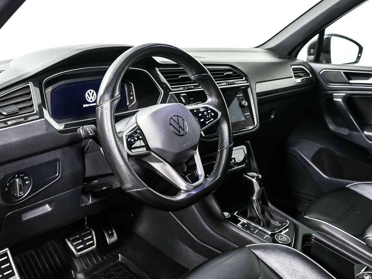 Купить Volkswagen Tiguan с пробегом. Фото: #11