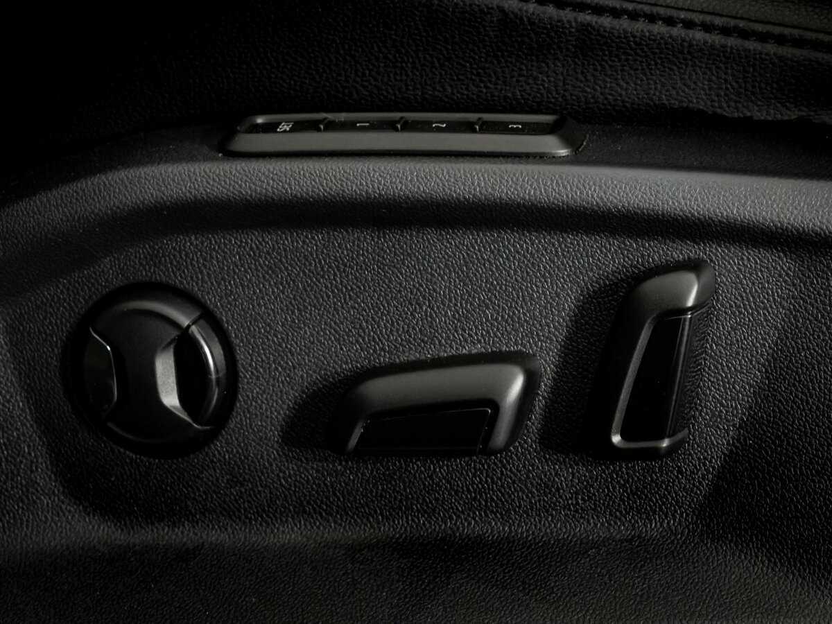 Купить Volkswagen Tiguan с пробегом. Фото: #19