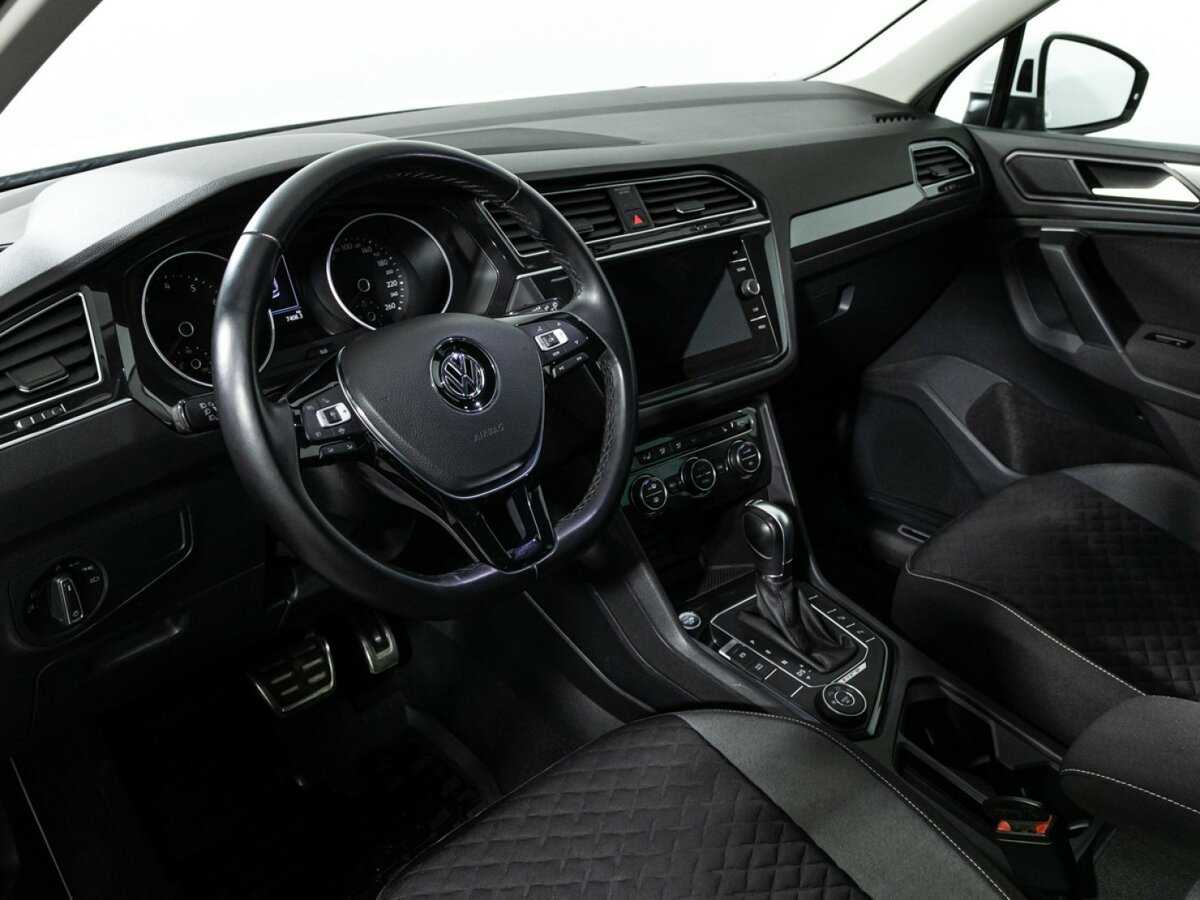 Купить Volkswagen Tiguan с пробегом. Фото: #10