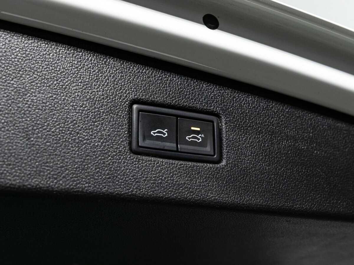 Купить Volkswagen Tiguan с пробегом. Фото: #15